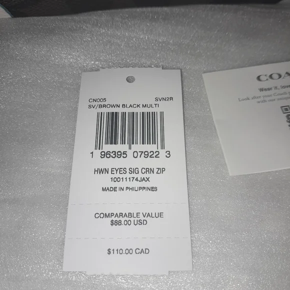 New Coach Wristlet Halloween Eyes NWT 🎃🎃Halloween Sale🎃🎃 Firm - Picture 6 of 7